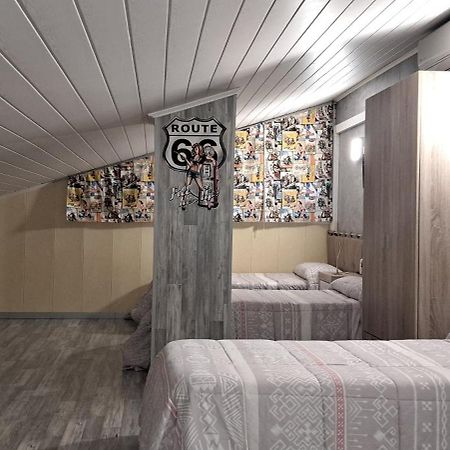 Alojamiento Villa Moles Salou Exterior photo