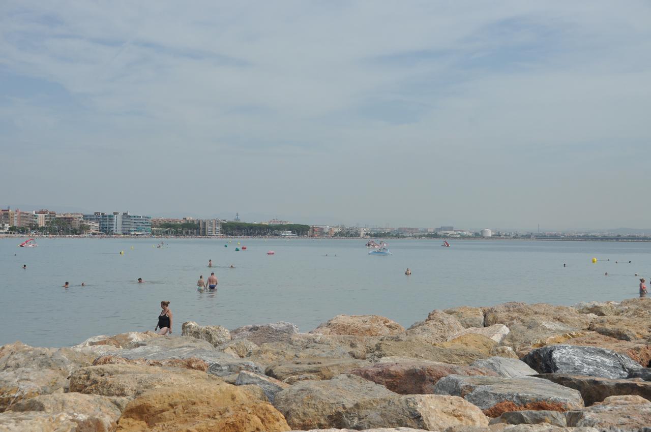Alojamiento Villa Moles Salou Exterior photo