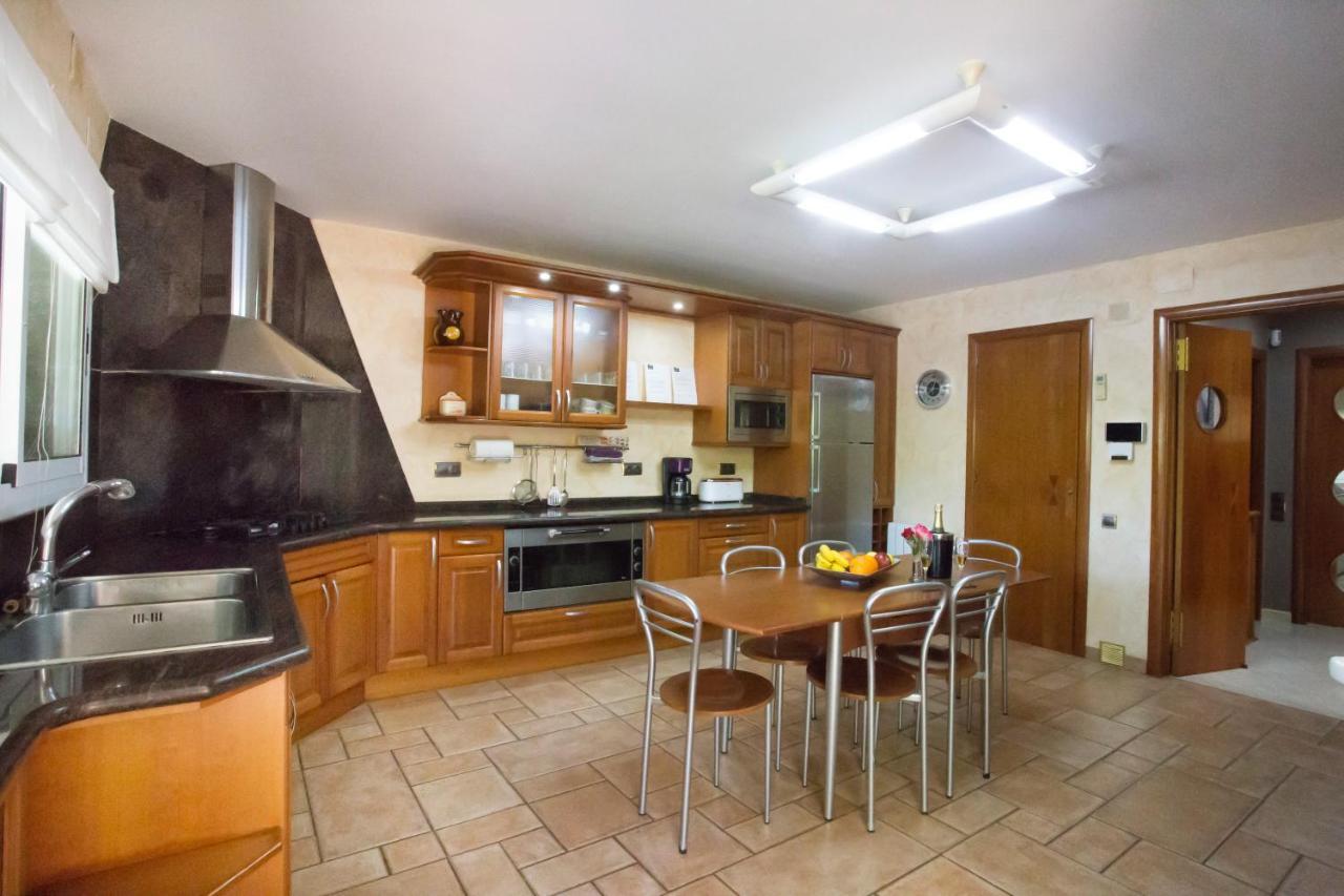 Alojamiento Villa Moles Salou Exterior photo